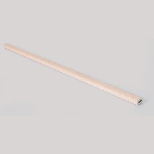 Crayon de charpentier publicitaire en bois brut, section oblongue, fabriqué en France