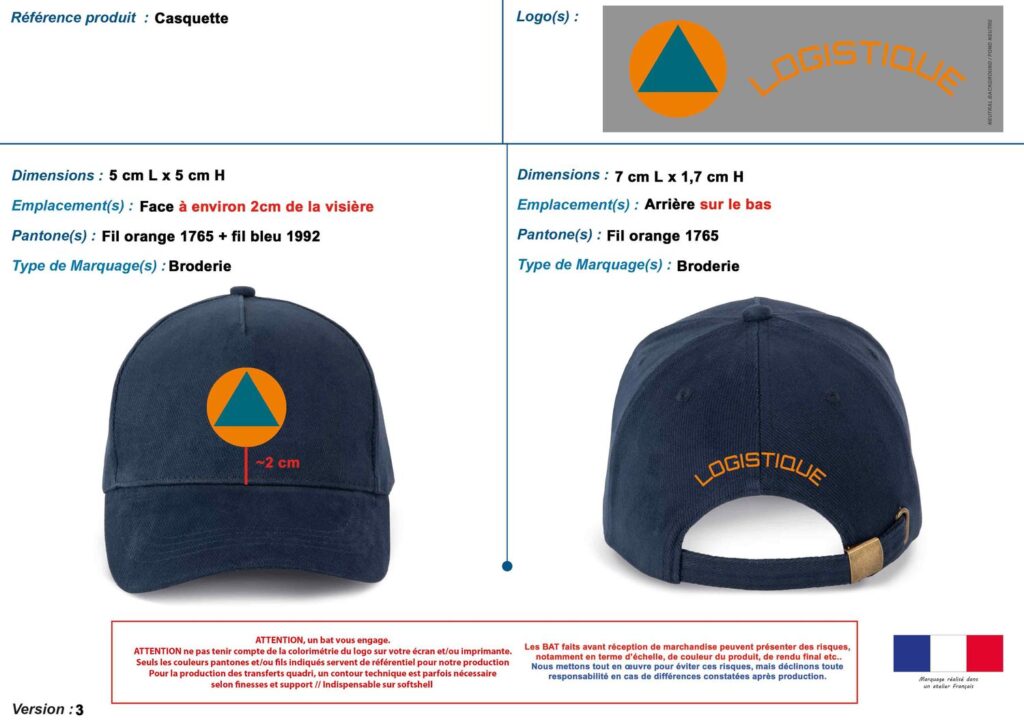 Bon à tirer d'une casquette marine, broderie deux fils orange et bleu, logo posé à deux centimètres de la visière