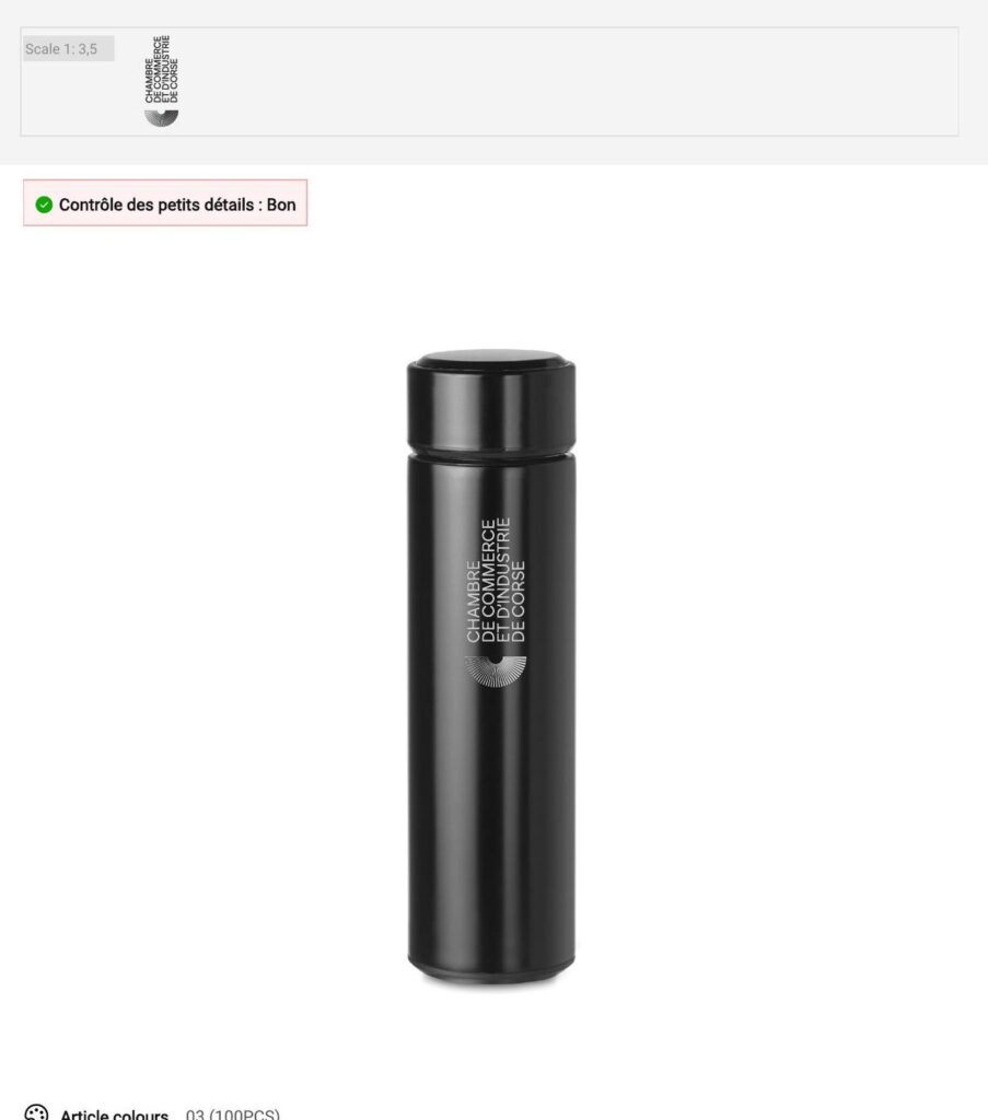 Bouteille isotherme en métal noir gravée au laser sur une zone de 23,5 x 65 mm